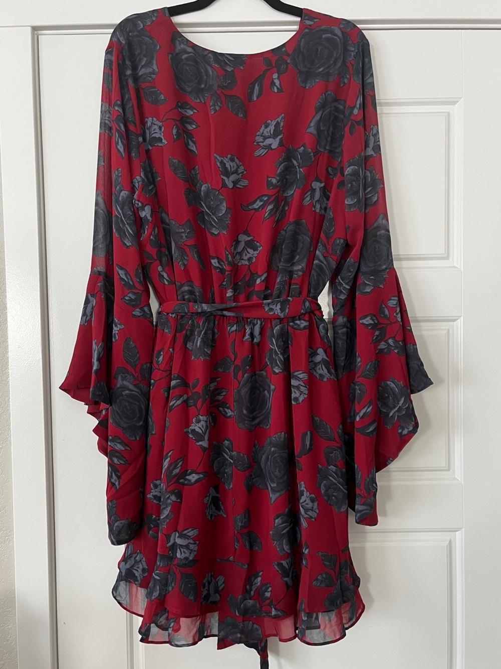 Like New City Chic Plus Size 16 Red Mini Dress with Grey and Black Rose Print - Picture 5 of 12
